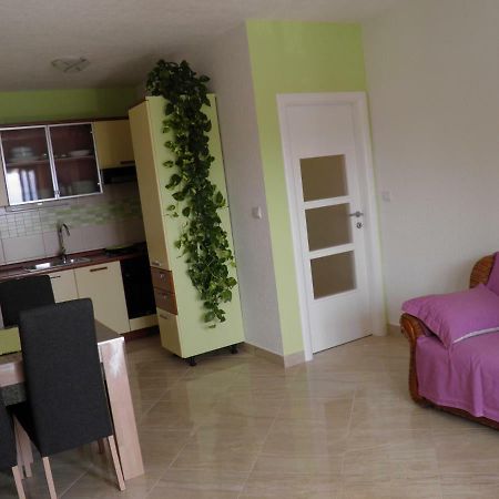 Apartments Marcic Бол Экстерьер фото