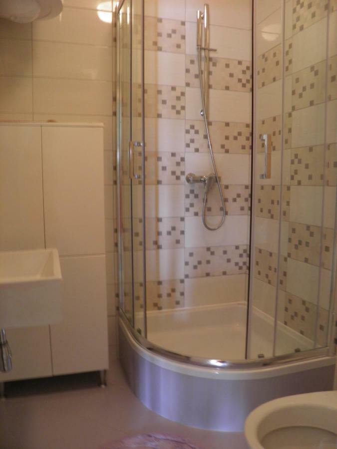 Apartments Marcic Бол Экстерьер фото